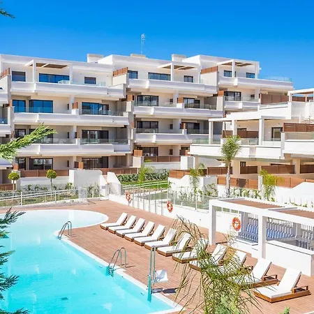 Apartment Vida Feliz: Beachside Luxury With Sea Views *