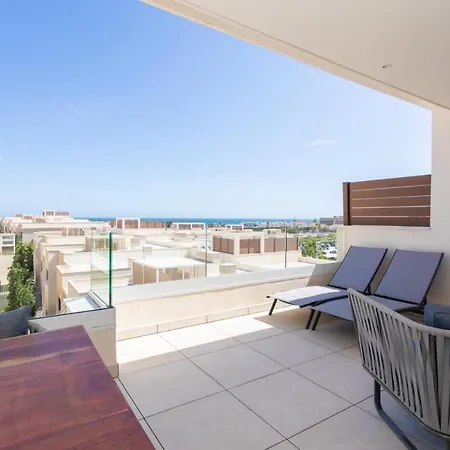 Vida Feliz: Beachside Luxury With Sea Views Apartment La Cala De Mijas