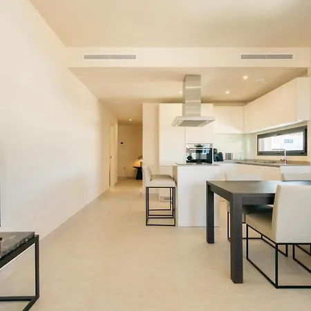 Vida Feliz: Beachside Luxury With Sea Views Apartment La Cala De Mijas